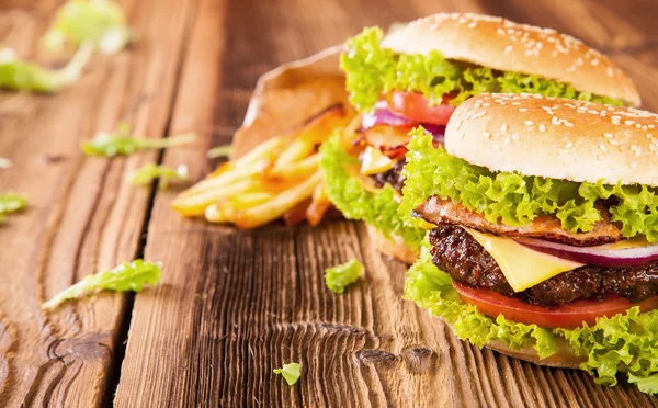 Verse hamburgers — Stockfoto