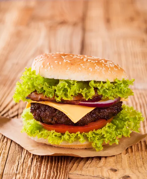 Hamburger fresco — Foto Stock