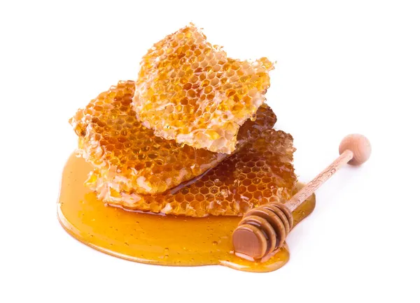 Honeycomb, isolerad på vit bakgrund — Stockfoto