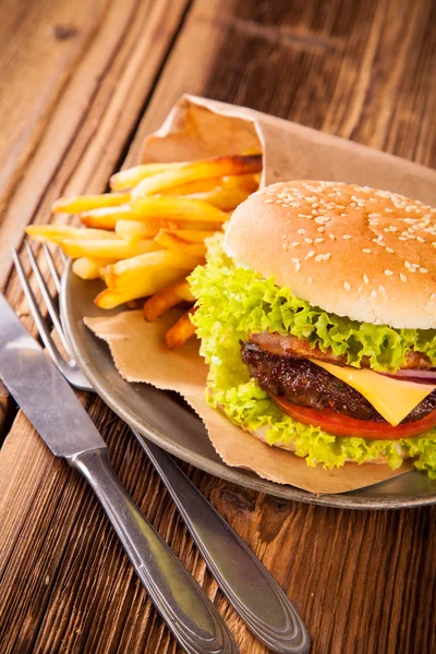 Verse hamburger — Stockfoto