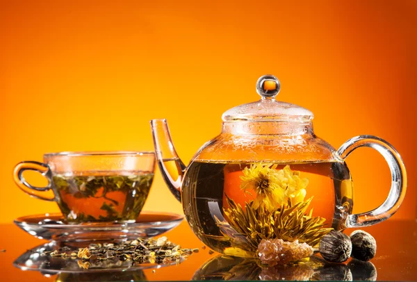 Blooming tea served on glass — Stock Photo, Image