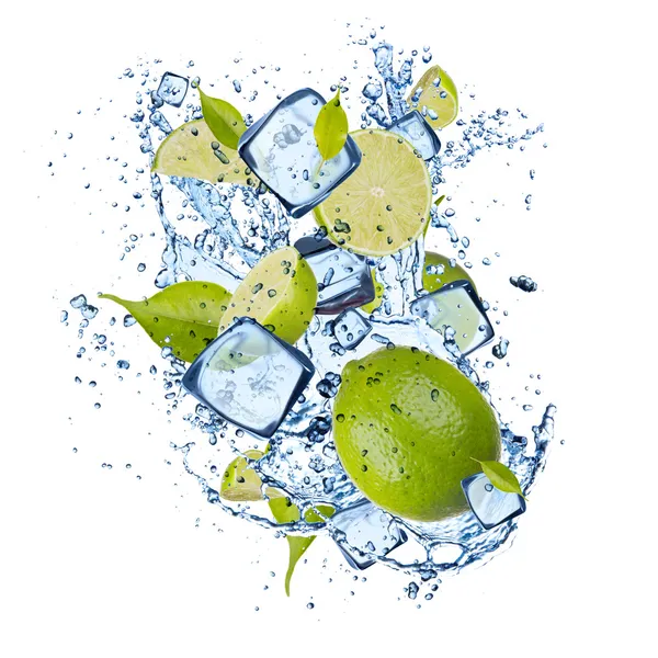 Mrożone owoce z splash — Zdjęcie stockowe