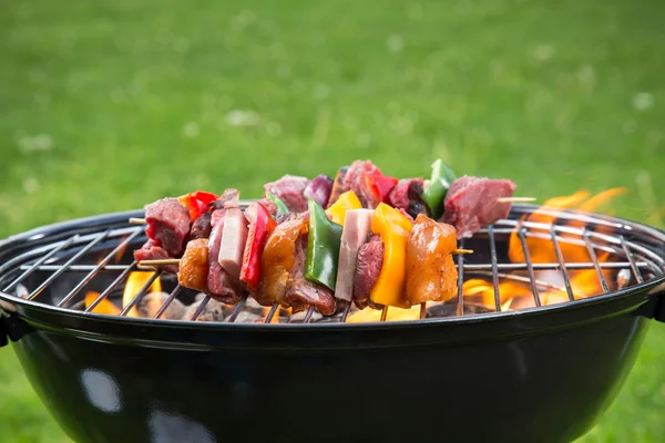 Spieß vom Grill — Stockfoto