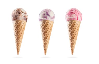 Dondurma beyaz arkaplanda