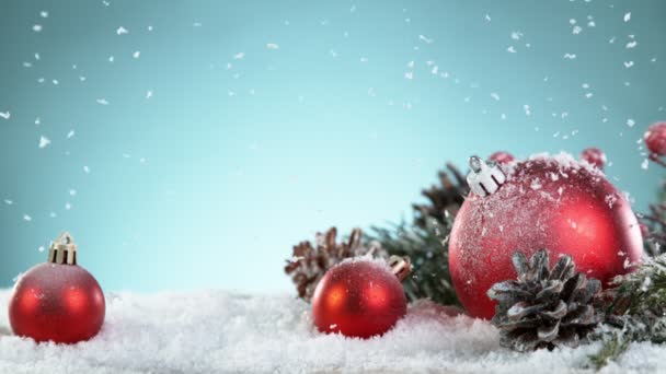 Super Slow Motion Falling Snow Christmas Decoration Still Life Filmed — Stock Video