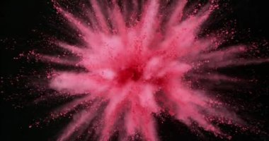 Siyah arka planda izole edilmiş süper yavaş renkli barut patlaması. Yüksek hızlı sinema kamerası, 1000fps.