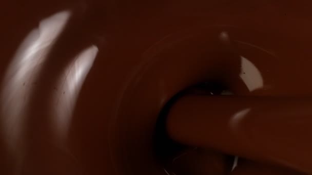 Mouvement Super Lent Verser Chocolat Chaud Noir Effet Rampe Vitesse — Video