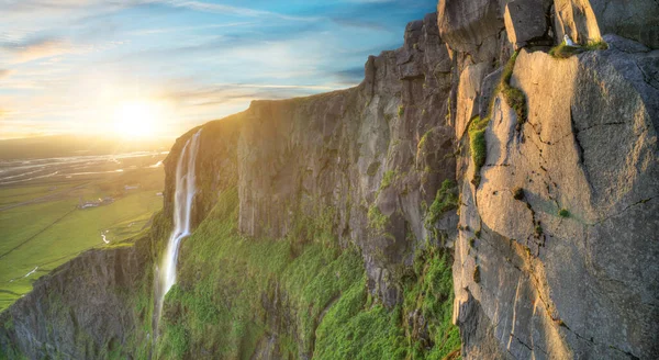 Драматичне Вигляд Вершини Водоспаду Пік Ісландія Ісландія Славиться Чистою Драматичною — стокове фото