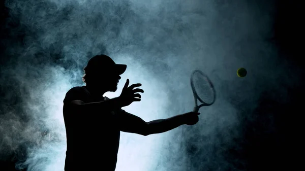 Silhouette Dramatique Joueur Tennis Sautant Dans Les Airs Silhouette Avec — Photo