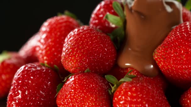 Super Slow Motion Pouring Strawberries Melted Chocolate Filmed High Speed — Stok video