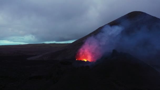 Панорамные Кадры Извержения Вулкана Мерадалир Исландия 2022 Запись Дрона Лава — стоковое видео