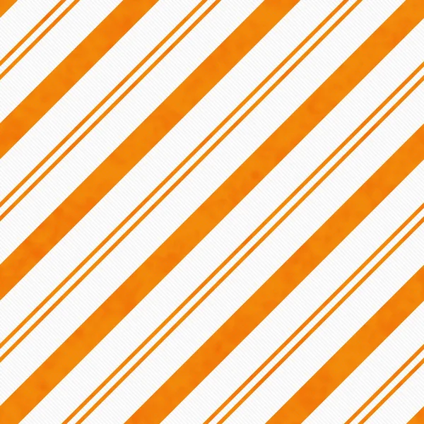 Orange diagonalt randiga texturerat tyg bakgrund — Stockfoto