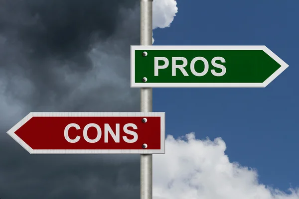 Pros versus Cons — Stock Photo, Image