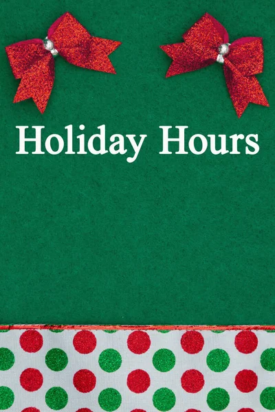 Holiday Hours Message Bows Red Green Polka Dots Green Felt — Stock Photo, Image