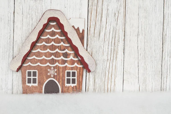 Zimní Dům Sníh Ošlehaném Dřevě Kopírovat Prostor Pro Zimní Nebo — Stock fotografie
