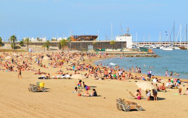Barceloneta beach (barcelona, İspanya)