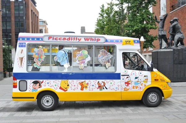 Ice cream van — Stock Photo, Image