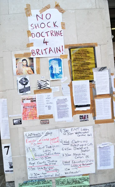 Occupy London protesters wall — Stock Photo, Image