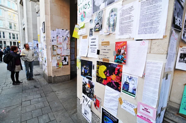 Ocupar muro de manifestantes de Londres — Foto de Stock