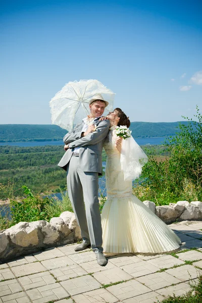 Bride and groom — Stock Photo, Image