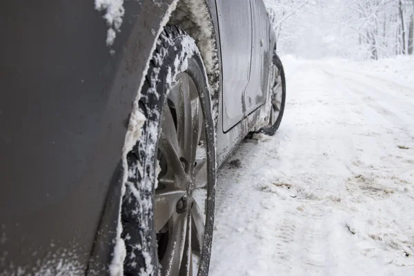 Neumático invierno —  Fotos de Stock