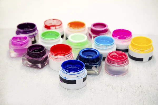 Esmalte de uñas multicolor. — Foto de Stock
