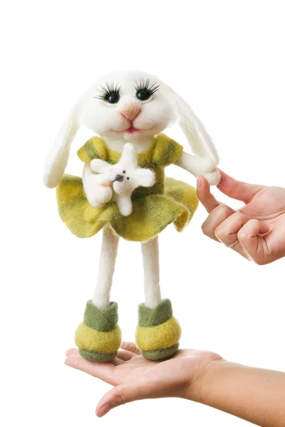 Coniglietto giocattolo in un regalo — Foto Stock