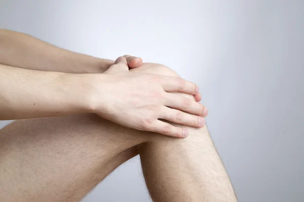 Dor no joelho em homens — Fotografia de Stock