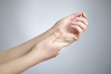 Ellerin Eklemlerindeki ağrılar