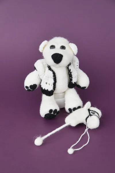 Toy white teddy in a gift — Stock Photo, Image