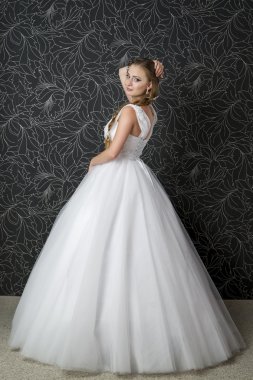 beyaz gelinlik güzel kadın