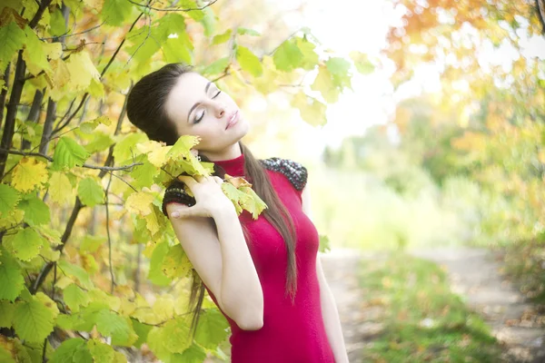 Verão beleza menina retrato — Fotografia de Stock