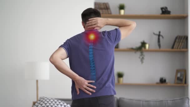 Hernia Intervertebral Dolor Cuello Lumbar Hombre Con Dolor Espalda Casa — Vídeo de stock