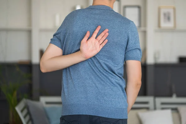 Dolore Tra Scapole Dolore Alla Schiena Casa Problemi Salute Concetto — Foto Stock