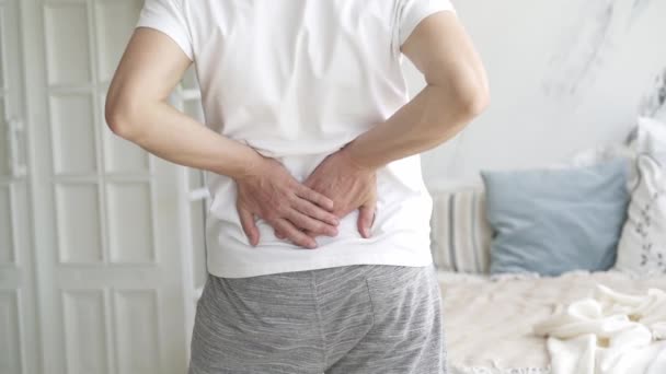 Dolor Espalda Inflamación Renal Hombre Que Sufre Dolor Espalda Hogar — Vídeos de Stock