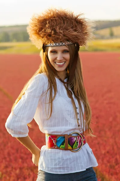 Beautiful hippie girl — Stock Photo, Image
