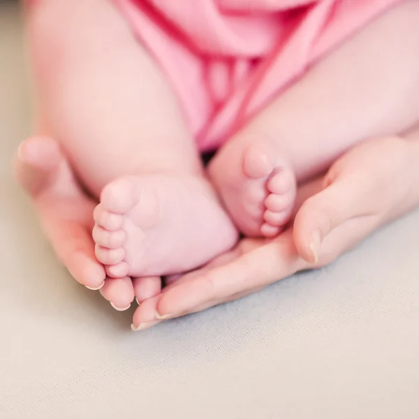Baby's benen — Stockfoto