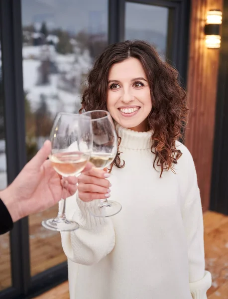 Cheerful Woman Looking Man Smiling While Clinking Wine Glasses Happy — Stock fotografie