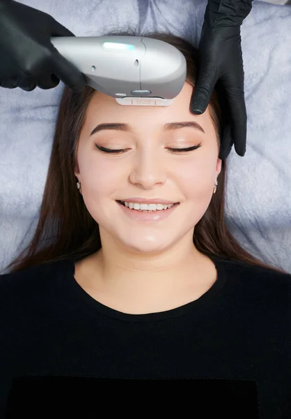 Top View Beautiful Young Woman Closed Eyes Having Face Lifting — Stock Photo, Image
