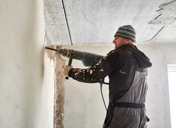 Muro Perforación Trabajador Masculino Con Taladro Eléctrico Construcción Hombre Usando — Foto de Stock