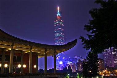 Sun yat-Sen'in memorial hall chung-shan park taipei Tayvan gece