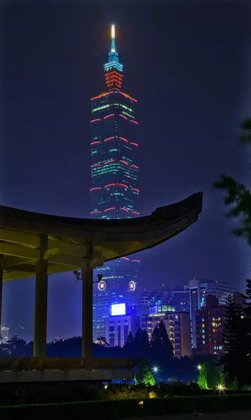 Здание мемориального зала Сунь Ятсена 101 Чуншань Парк Тайбэй Та — стоковое фото