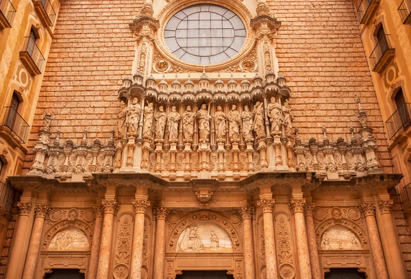 Cristo Discípulo estatuas claustro gótico Monestir Monasterio de Mo — Foto de Stock