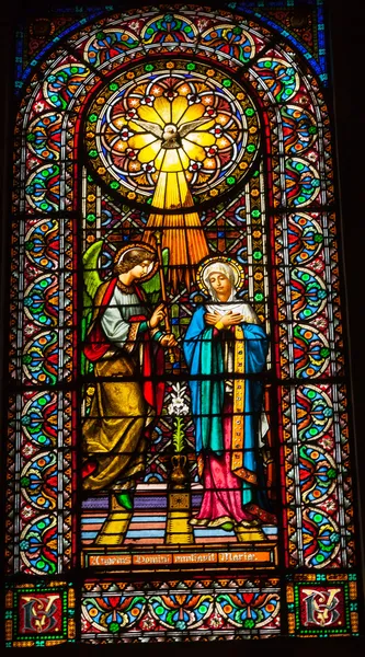 Vidriera Ángel Espíritu Santo María Monasterio Montserrat —  Fotos de Stock