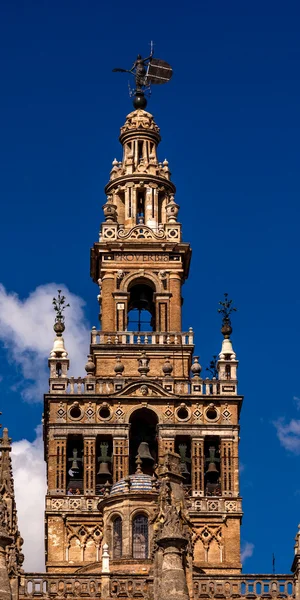Giralda Bell Tower Catedral de Santa Maria da Sé Spire Weat — Fotografia de Stock
