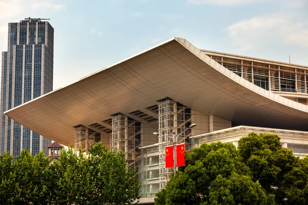 Grand theater opera huis modern gebouw van vierkante shang — Stockfoto