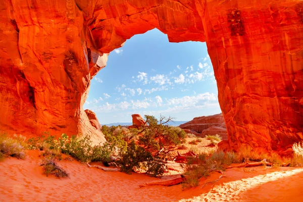 Jardin de diables arch pin arches national park moab utah — Photo