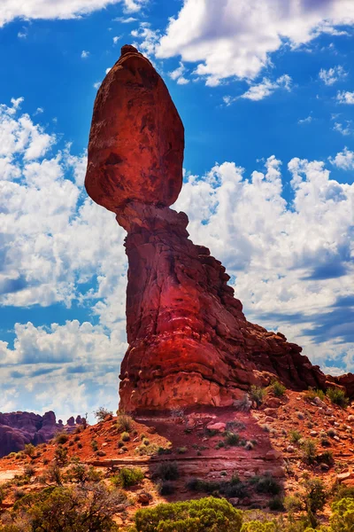 Balanserad rock windows avsnitt arches national park moab utah — Stockfoto