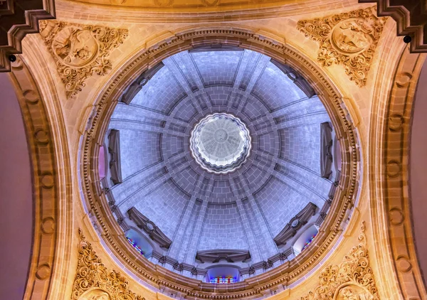 Basilica Cupola Chiesa di El Salvador Siviglia Andalusia Spagna — Foto Stock