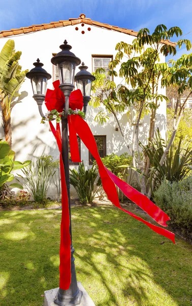 Linterna de Navidad Jardín Misión San Buenaventura Ventura Califo — Foto de Stock